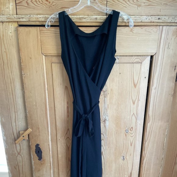 Black sleeveless wrap dress, Esprit, size 8 - Picture 1 of 4
